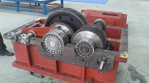 Hộp Giảm Tốc Là Gì? 3 hộp giảm tốc